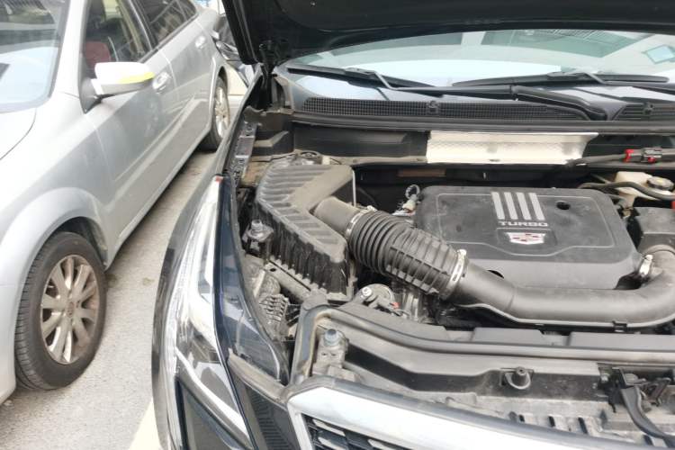 Used Cadillac XT5 2024 2.0T Two-Wheel Drive Fashion Edition Engine Bay Right