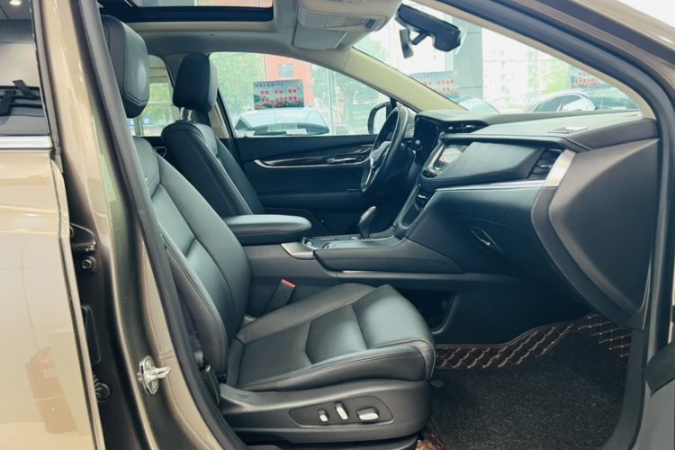 Used Cadillac XT5 2016 28T Four-Wheel Drive Luxury Model Interior 14