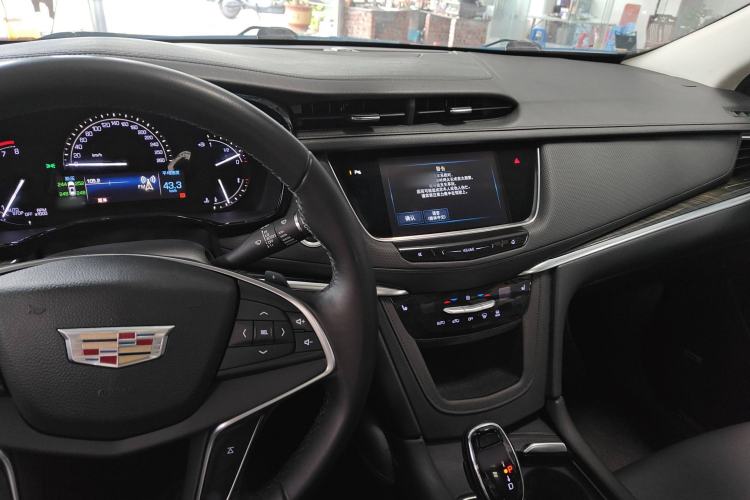 Used Cadillac XT5 2016 28T Four-Wheel Drive Luxury Model Interior 2