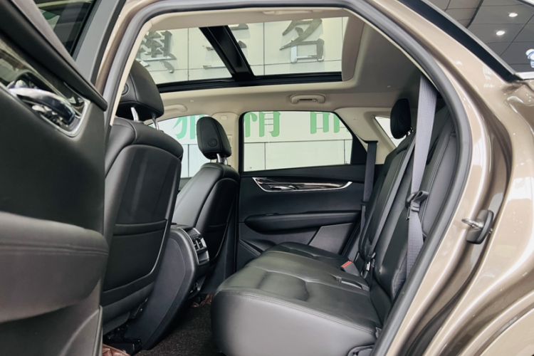 Used Cadillac XT5 2016 28T Four-Wheel Drive Luxury Model Interior 5
