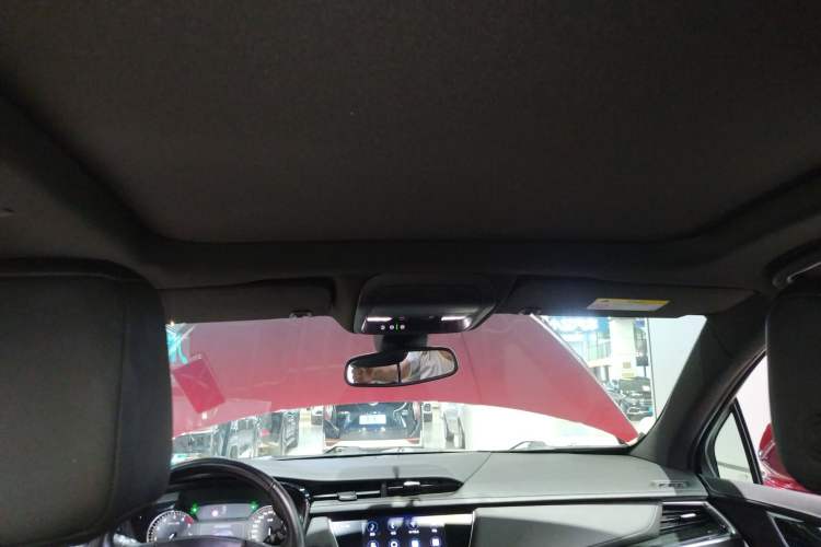 Used Cadillac XT5 2020 28T Luxury Version Headliner