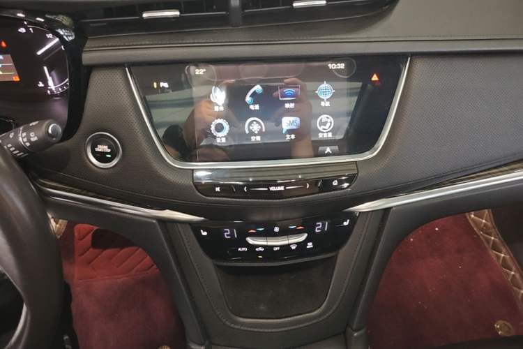Used Cadillac XT5 2016 25T Luxury Model Audio And AC Panel