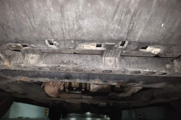 Used Cadillac XT5 2016 28T Four-Wheel Drive Luxury Model Chassis Front