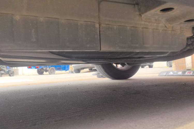 Used Cadillac XT5 2016 28T Four-Wheel Drive Tech Version Chassis Rear Left