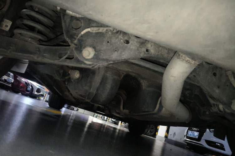 Used Cadillac XT5 2016 25T Luxury Model Chassis Rear