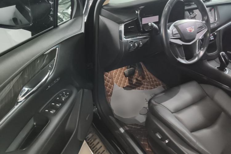 Used Cadillac XT5 2016 25T Luxury Model Driver Seat