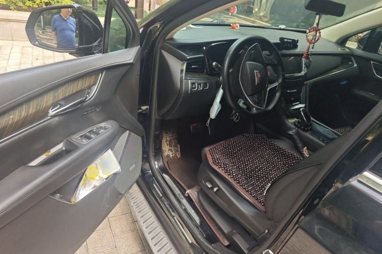 Used Cadillac XT5 2016 25T Luxury Model Driver Seat