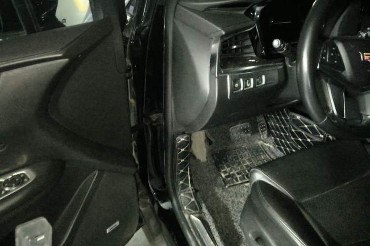 Used Cadillac XT5 2016 25T Luxury Model Driver Seat