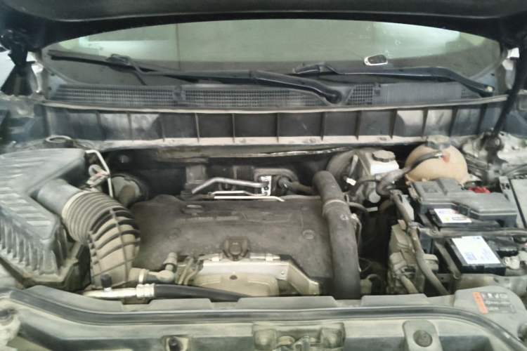 Used Cadillac XT5 2016 25T Luxury Model Engine Bay