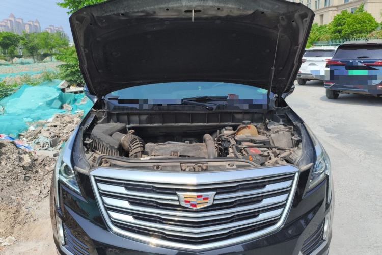 Used Cadillac XT5 2016 25T Luxury Model Engine Bay