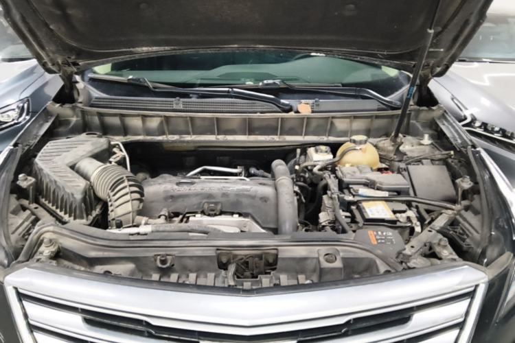 Used Cadillac XT5 2016 25T Luxury Model Engine Bay