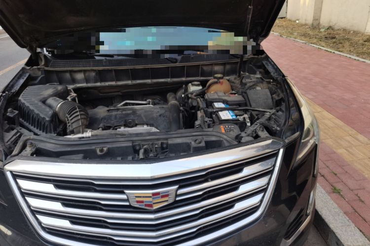 Used Cadillac XT5 2016 25T Luxury Model Engine Bay Left