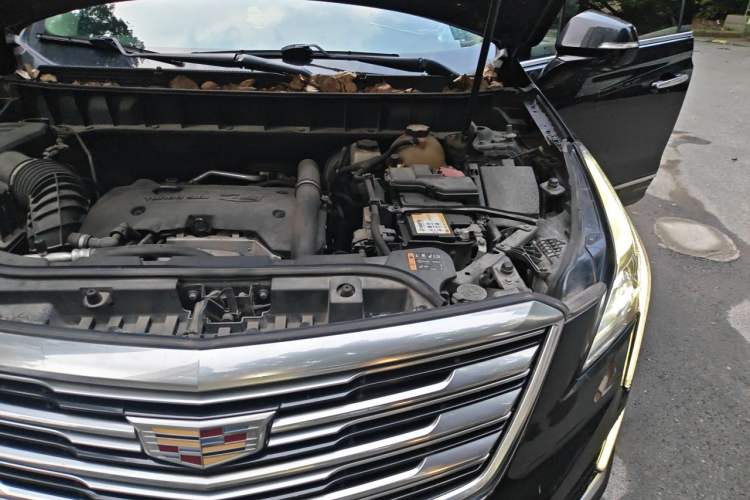 Used Cadillac XT5 2016 28T Four-Wheel Drive Luxury Model Engine Bay Left