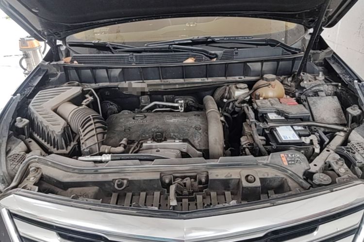 Used Cadillac XT5 2016 28T Four-Wheel Drive Luxury Model Engine Bay