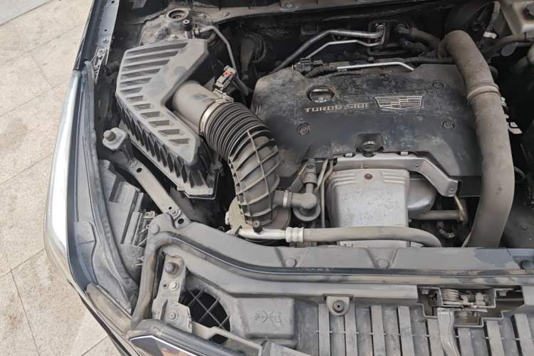 Used Cadillac XT5 2016 25T Luxury Model Engine Bay Right