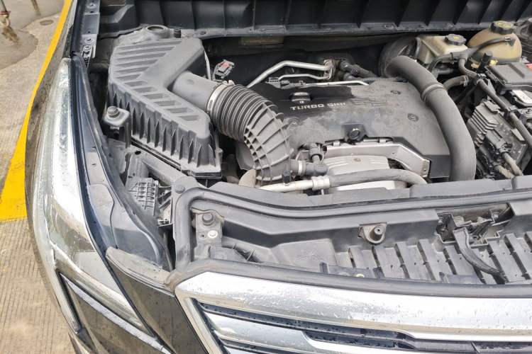Used Cadillac XT5 2016 28T Four-Wheel Drive Luxury Model Engine Bay Right