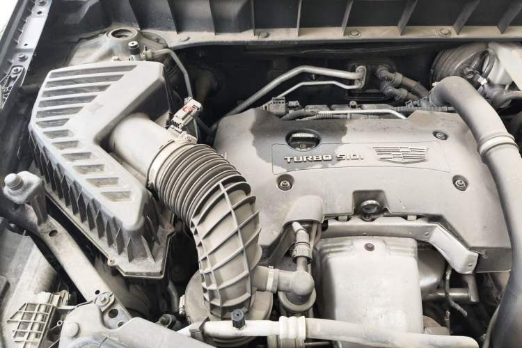Used Cadillac XT5 2016 28T Four-Wheel Drive Luxury Model Engine Bay Right