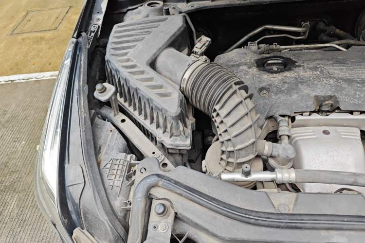 Used Cadillac XT5 2016 28T Four-Wheel Drive Luxury Model Engine Bay Right