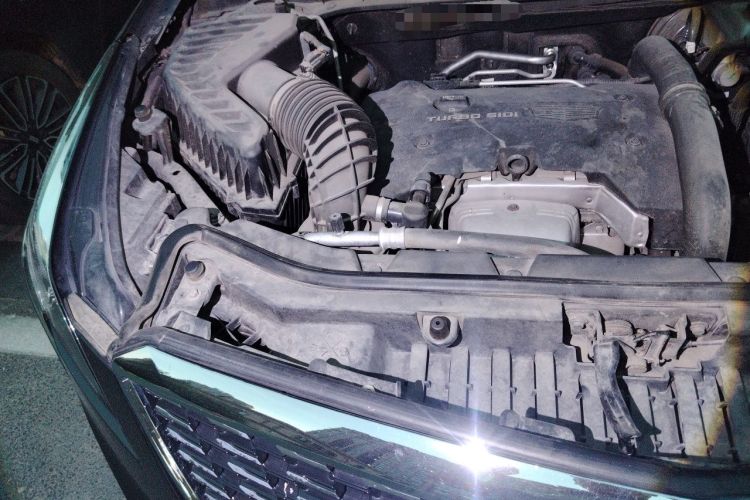 Used Cadillac XT5 2016 25T Luxury Model Engine Bay Right