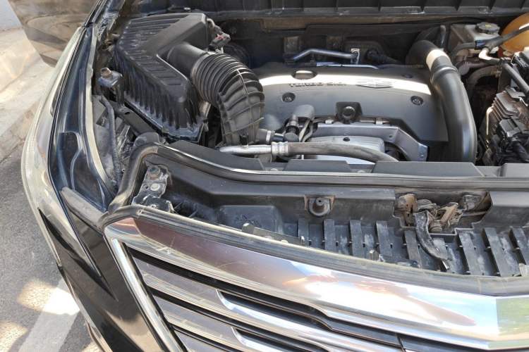 Used Cadillac XT5 2016 25T Tech Edition Engine Bay Right