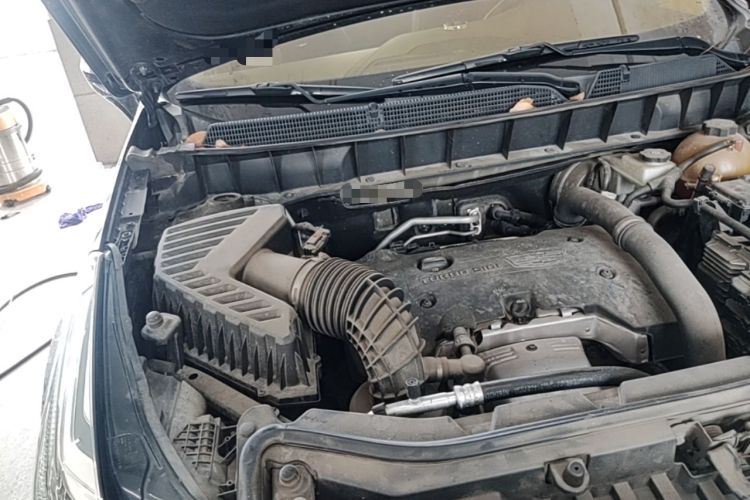 Used Cadillac XT5 2016 28T Four-Wheel Drive Luxury Model Engine Bay Right