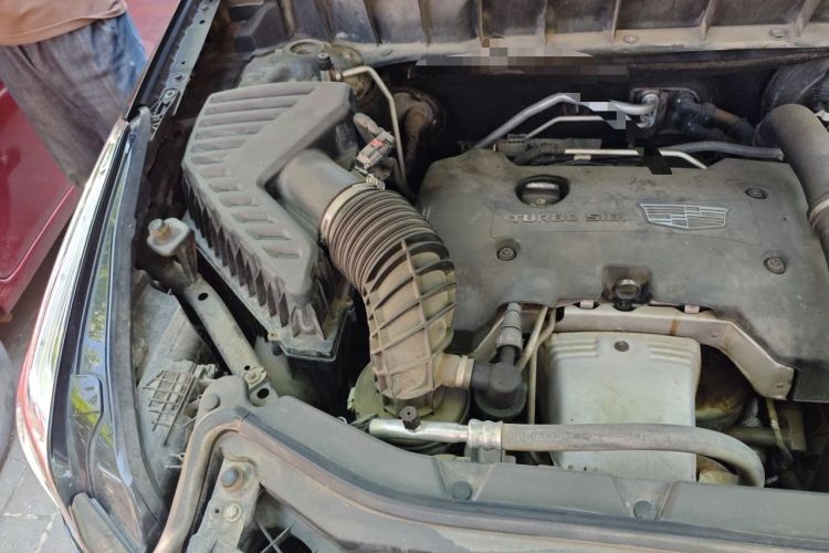 Used Cadillac XT5 2016 28T Four-Wheel Drive Luxury Model Engine Bay Right