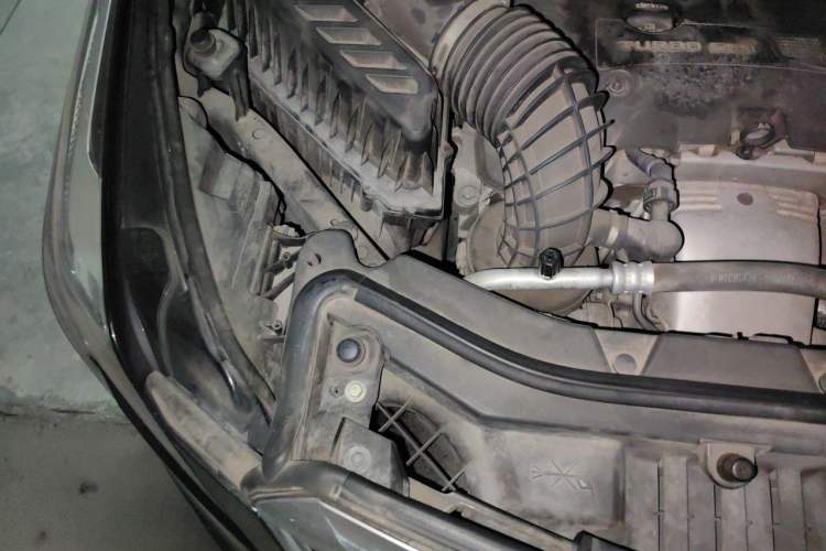 Used Cadillac XT5 2016 25T Luxury Model Engine Bay Right