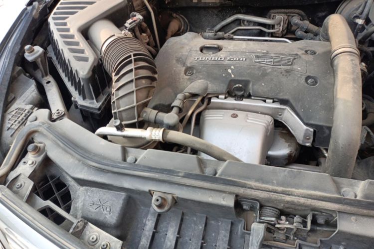 Used Cadillac XT5 2016 28T Four-Wheel Drive Luxury Model Engine Bay Right