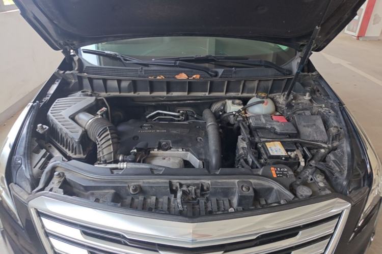Used Cadillac XT5 2016 25T Luxury Model Engine Bay