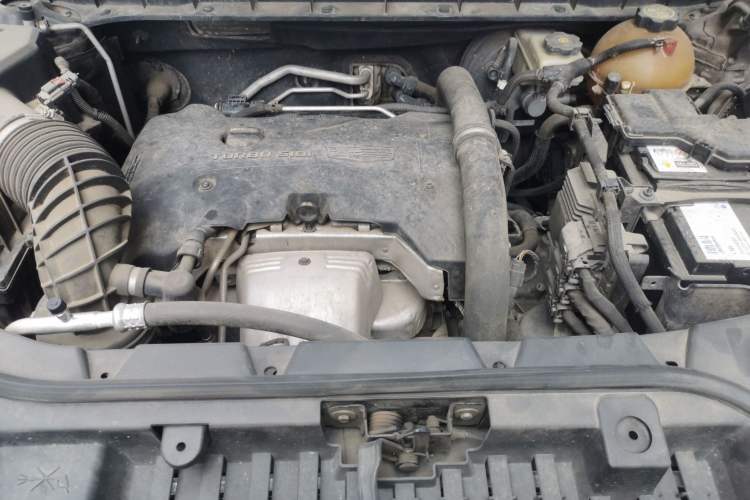 Used Cadillac XT5 2016 28T Four-Wheel Drive Luxury Model Engine Bay
