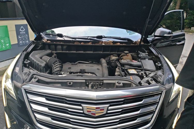 Used Cadillac XT5 2016 28T Four-Wheel Drive Luxury Model Engine Bay