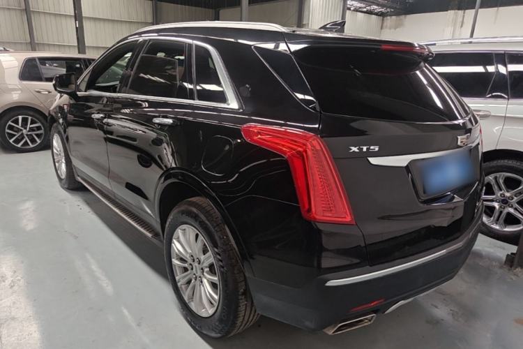 Used Cadillac XT5 2016 25T Tech Edition Exterior 2