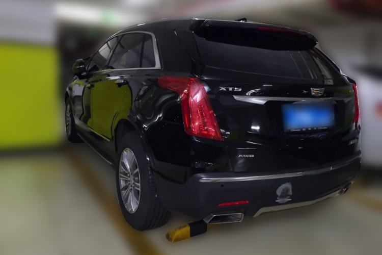 Used Cadillac XT5 2016 28T Four-Wheel Drive Luxury Model Exterior 3