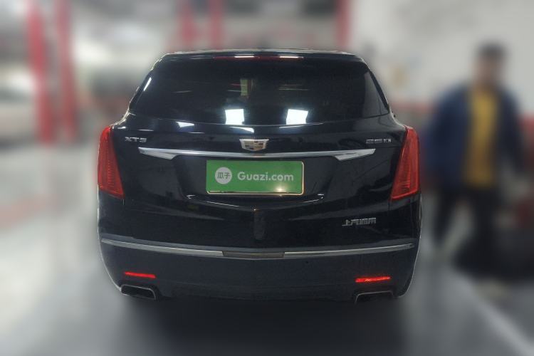 Used Cadillac XT5 2016 25T Luxury Model Exterior 4