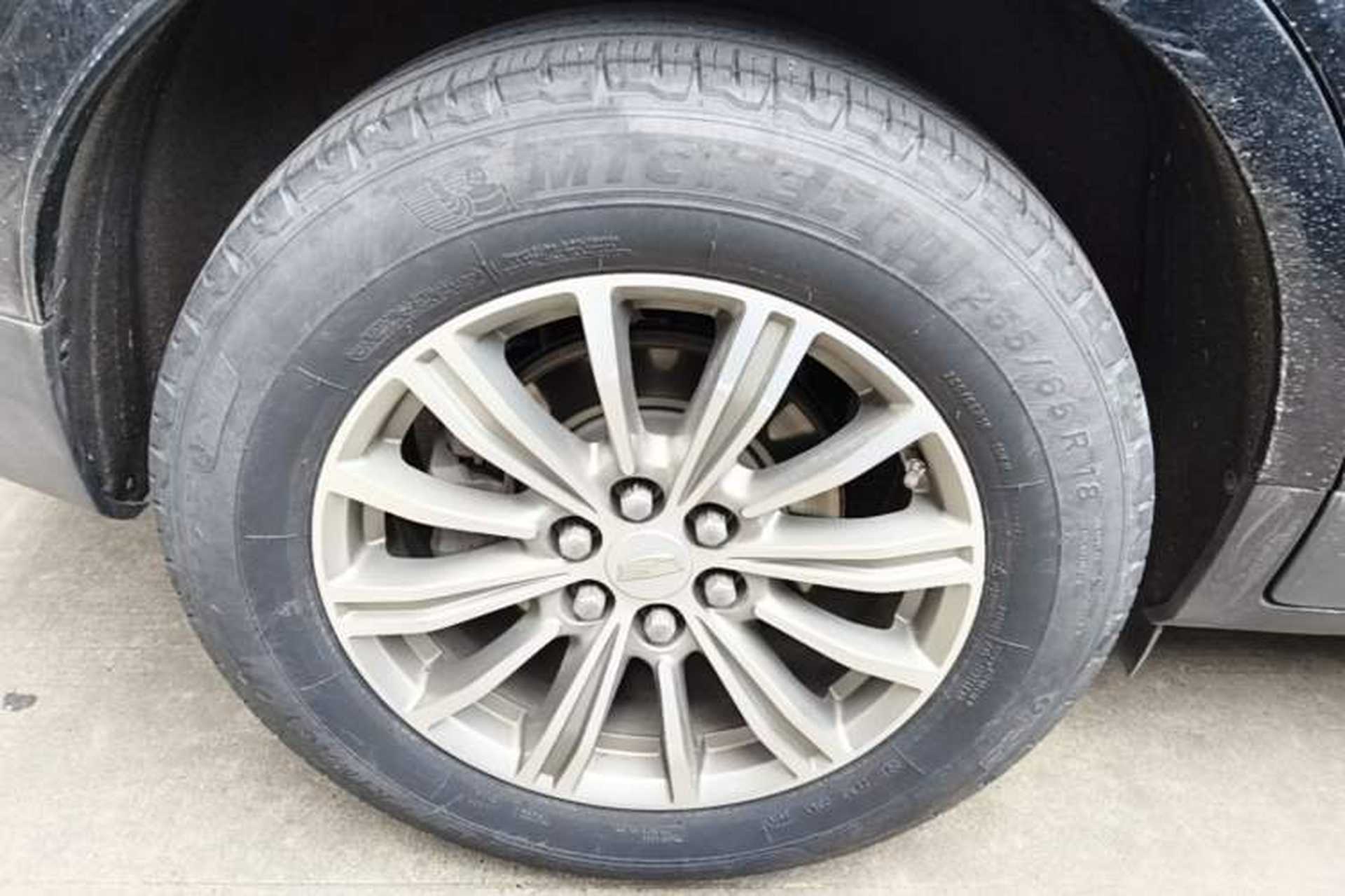 Used Cadillac XT5 2016 25T Luxury Model Exterior 5