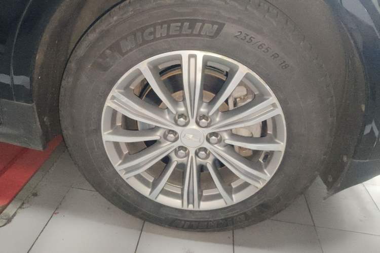 Used Cadillac XT5 2016 25T Luxury Model Exterior 7