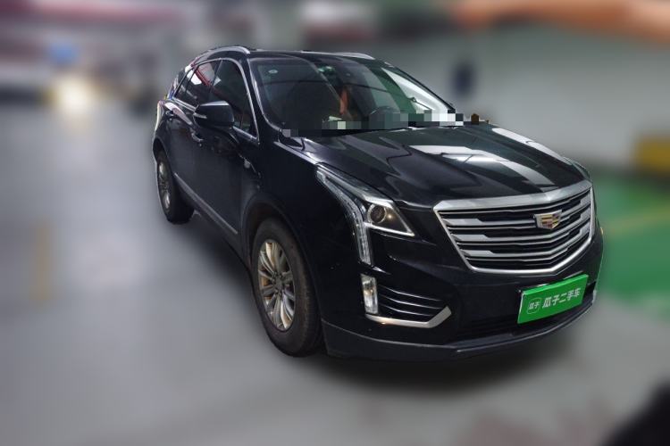 Used Cadillac XT5 2016 25T Tech Edition Front Right 45 Deg
