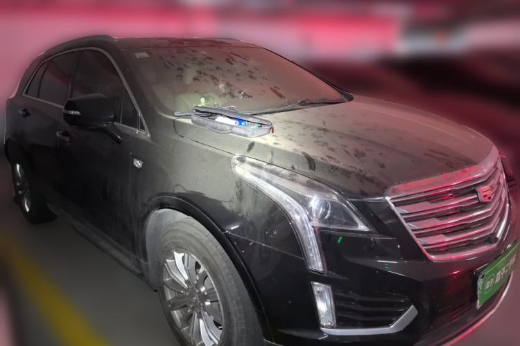 Used Cadillac XT5 2016 25T Tech Edition Front Right 45 Deg