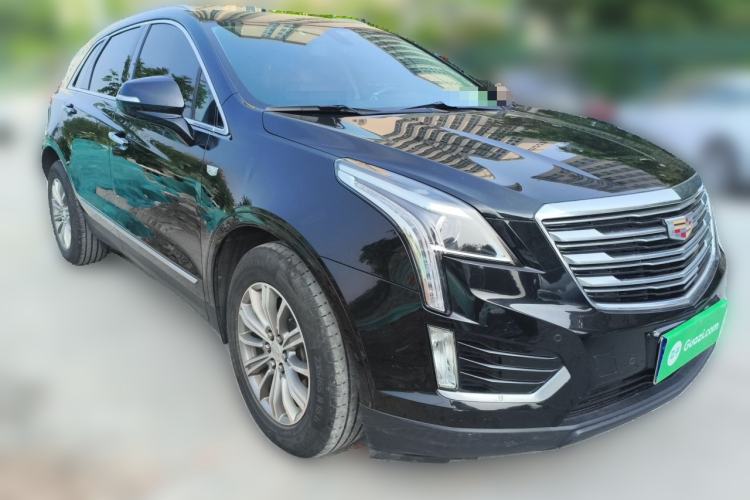 Used Cadillac XT5 2016 25T Luxury Model Front Right 45 Deg