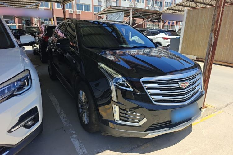 Used Cadillac XT5 2016 28T Four-Wheel Drive Luxury Model Front Right 45 Deg