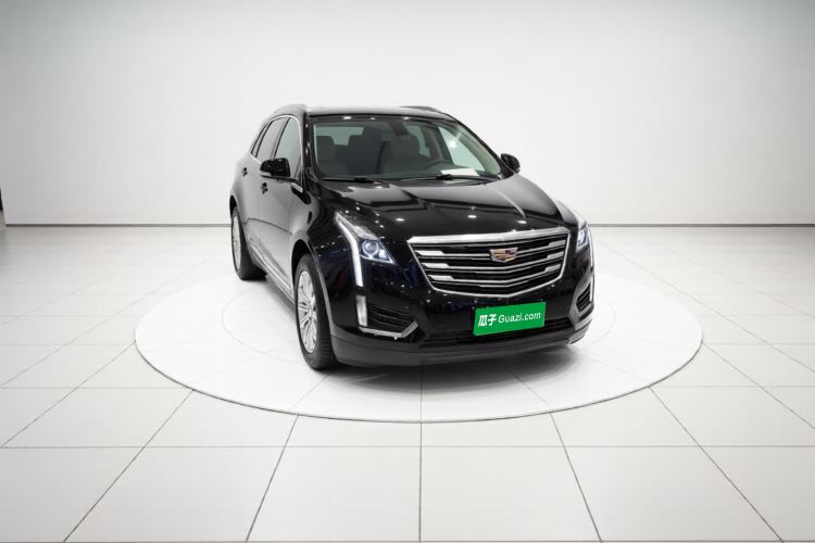 Used Cadillac XT5 2016 25T Luxury Model Front Right 45 Deg