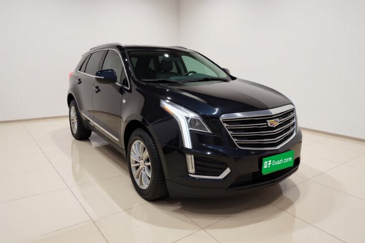 Used Cadillac XT5 2016 25T Luxury Model Front Right 45 Deg