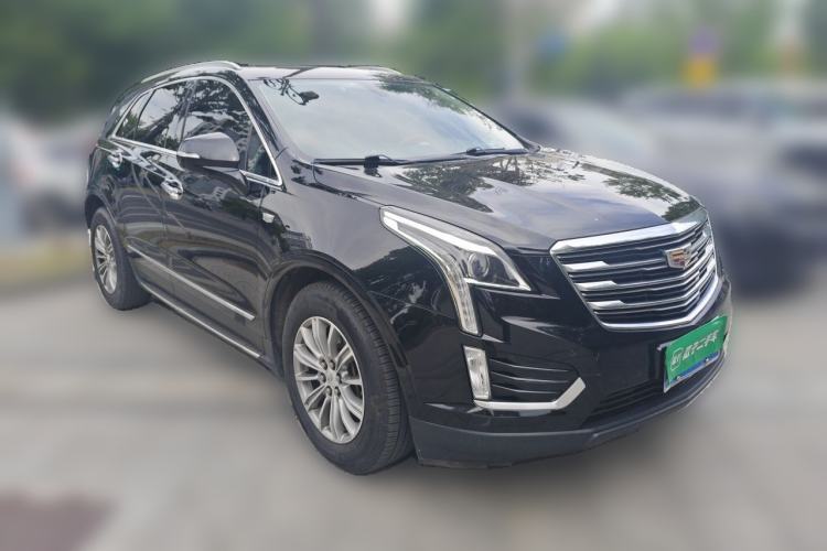 Used Cadillac XT5 2016 25T Luxury Model Front Right 45 Deg