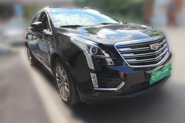 Used Cadillac XT5 2016 25T Tech Edition Front Right 45 Deg