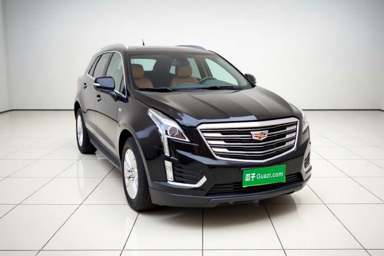 Used Cadillac XT5 2016 28T Four-Wheel Drive Tech Version Front Right 45 Deg