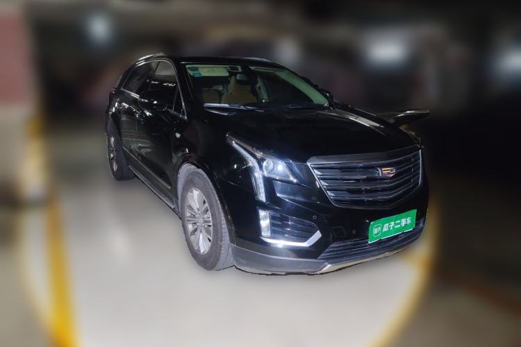 Used Cadillac XT5 2016 25T Luxury Model Front Right 45 Deg