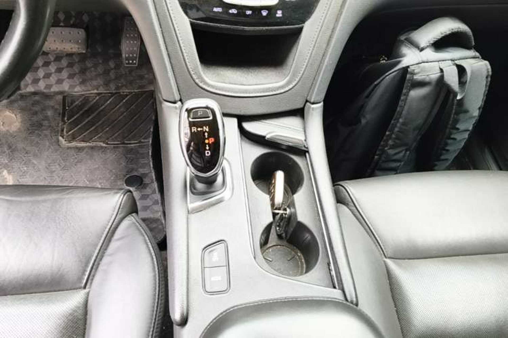 Used Cadillac XT5 2016 25T Luxury Model Gear Lever