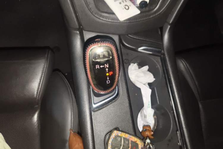 Used Cadillac XT5 2016 28T Four-Wheel Drive Luxury Model Gear Lever