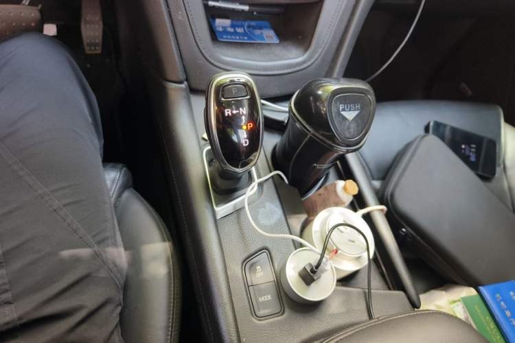 Used Cadillac XT5 2016 25T Luxury Model Gear Lever
