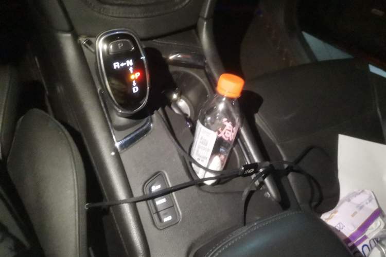 Used Cadillac XT5 2016 28T Four-Wheel-Drive Leading Model Gear Lever